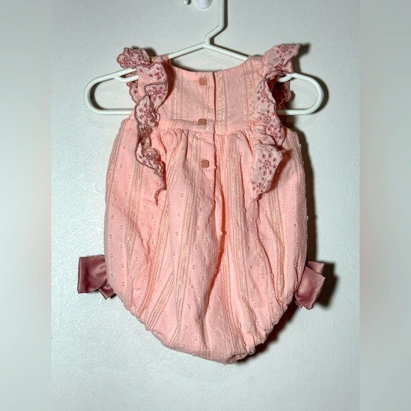 Cynthia Rowley Pink Baby Romper with Bows Size 3-6 months Spring Summer - Picture 4 of 7